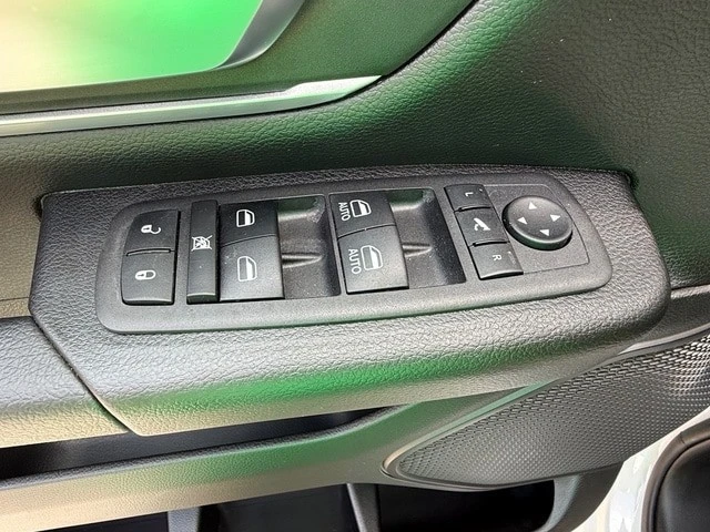 2023 Ram 1500 2nd Gen - Image 13 of 31