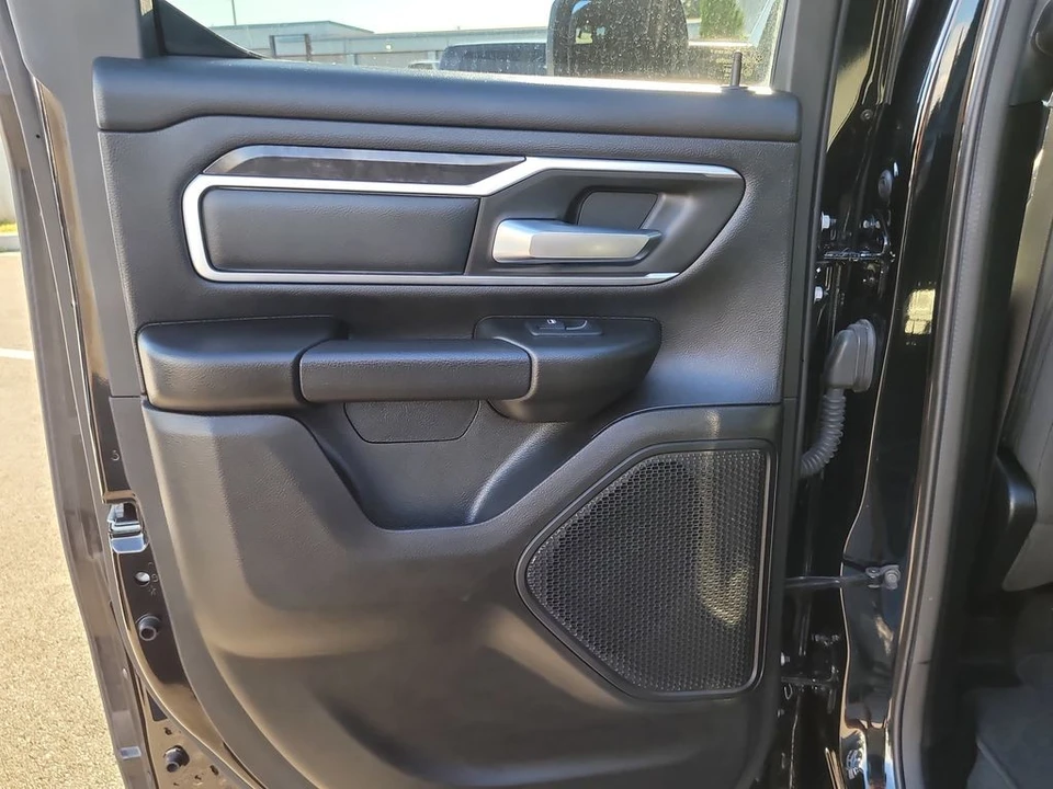 2023 Ram 1500 2nd Gen - Image 9 of 12