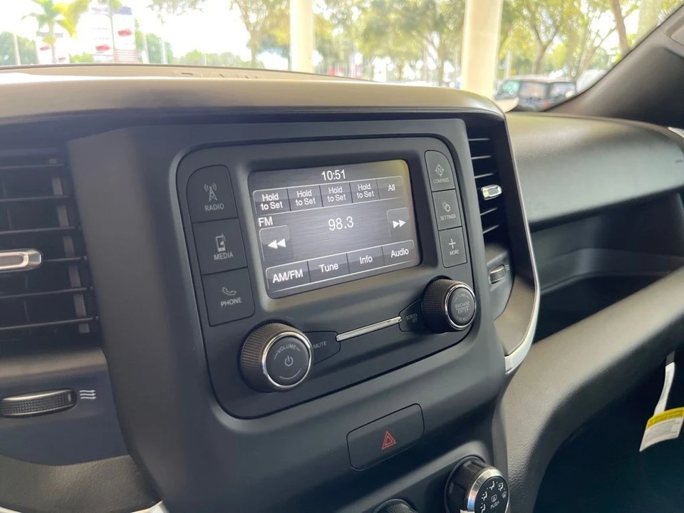 2023 Ram 1500 2nd Gen - Image 7 of 12