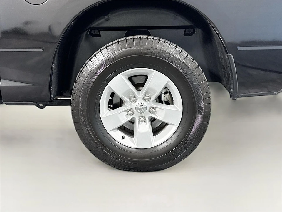 2023 Ram 1500 1st Gen - Image 26 of 31