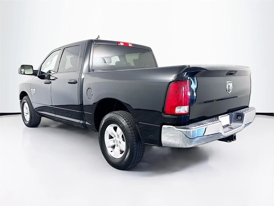 2023 Ram - Image 24 of 31