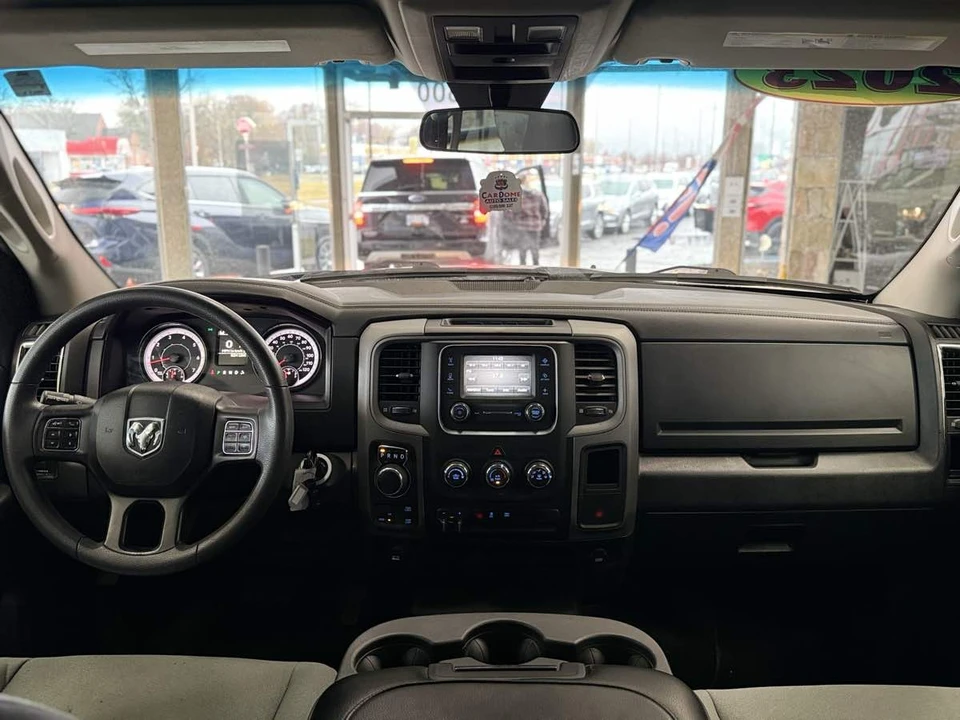 2023 Ram - Image 29 of 31