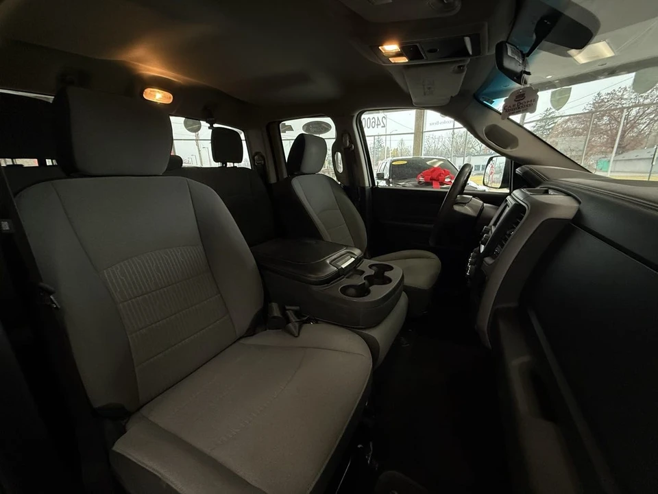 2023 Ram - Image 27 of 31