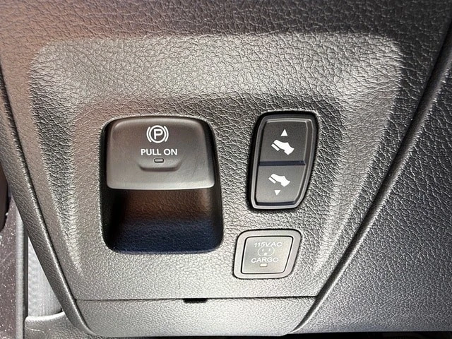 2023 Ram 1500 2nd Gen - Image 17 of 31