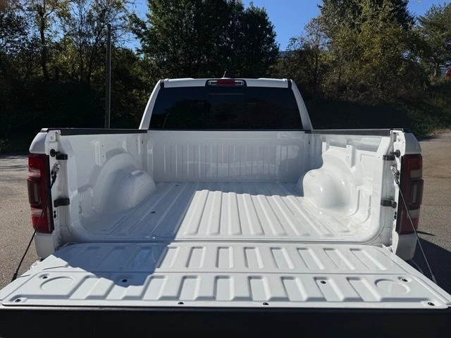 2023 Ram 1500 2nd Gen - Image 8 of 12