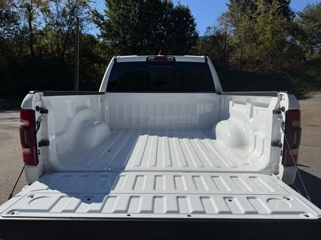 2023 Ram 1500 2nd Gen - Image 8 of 12