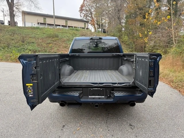 2023 Ram 1500 2nd Gen - Image 9 of 12