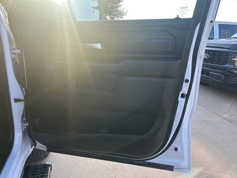 2023 Ram 1500 2nd Gen - Image 19 of 21