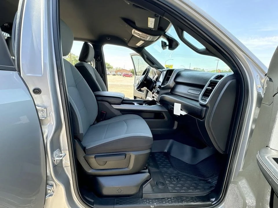 2023 Ram 2500 - Image 17 of 20