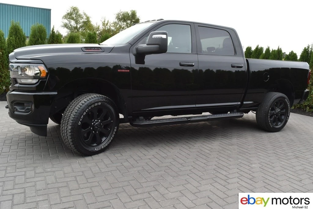 2023 Ram 2500 - Image 9 of 21