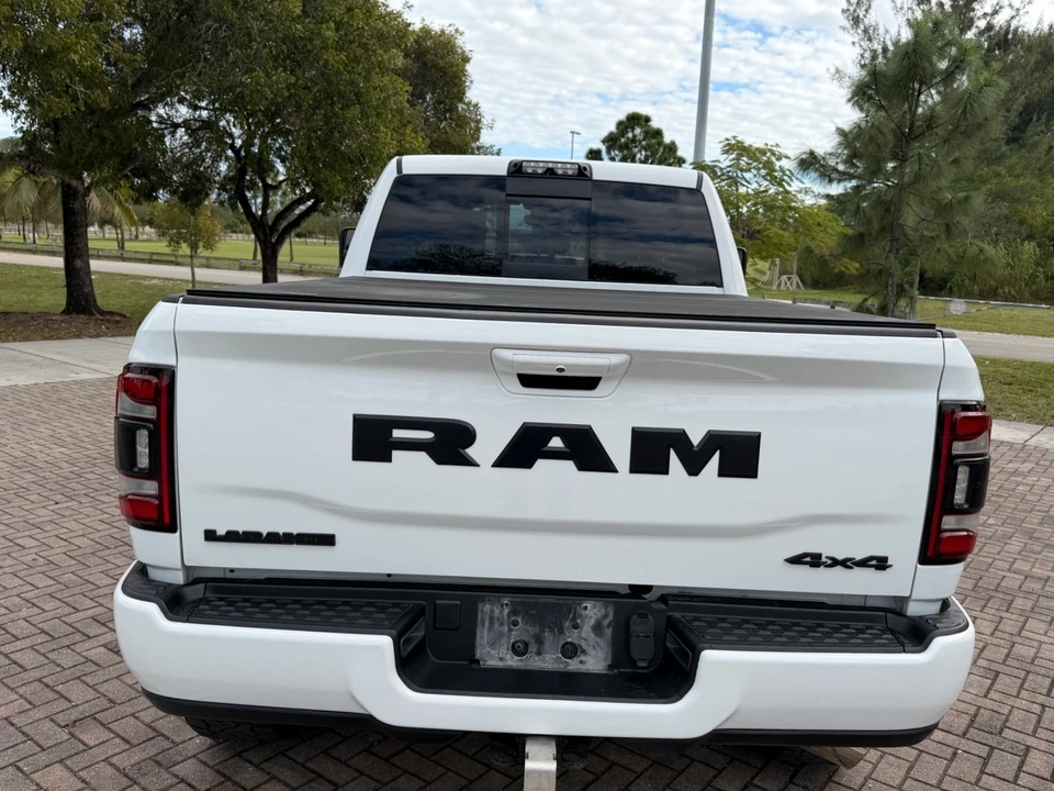 2023 Ram 2500 - Image 7 of 21