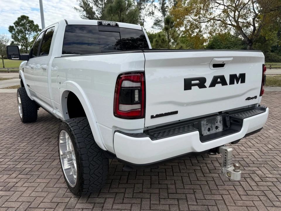 2023 Ram 2500 - Image 11 of 21