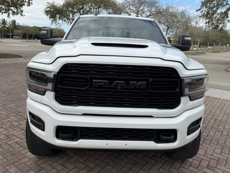 2023 Ram 2500 - Image 4 of 21