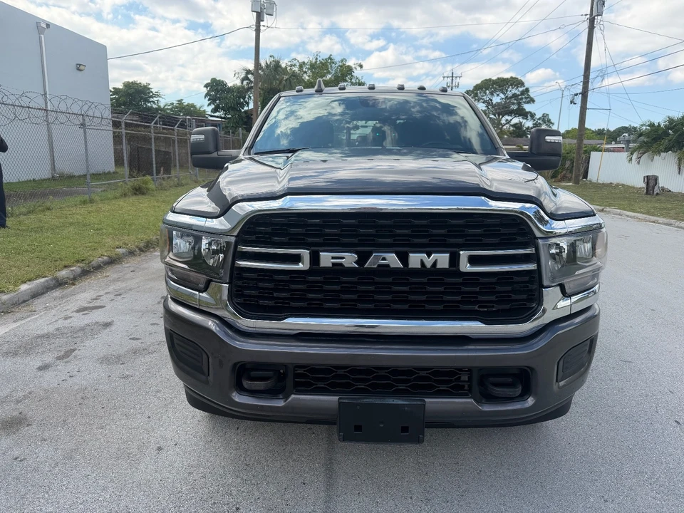 2023 Ram 2500 - Image 2 of 21