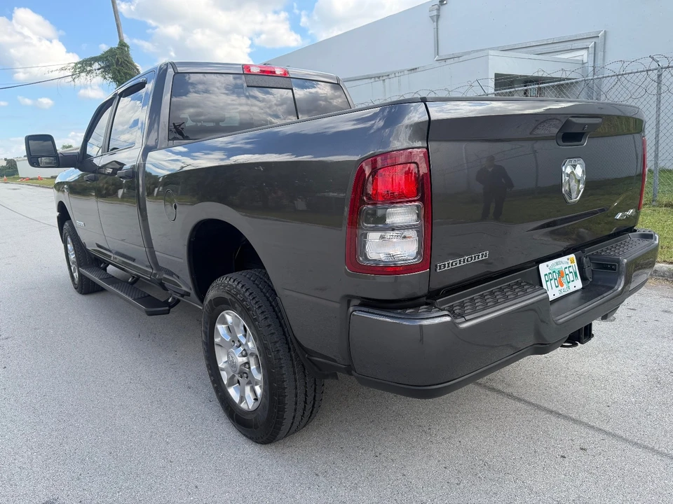 2023 Ram 2500 - Image 10 of 21