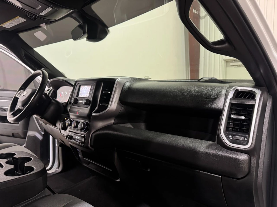 2023 Ram 2500 - Image 12 of 31