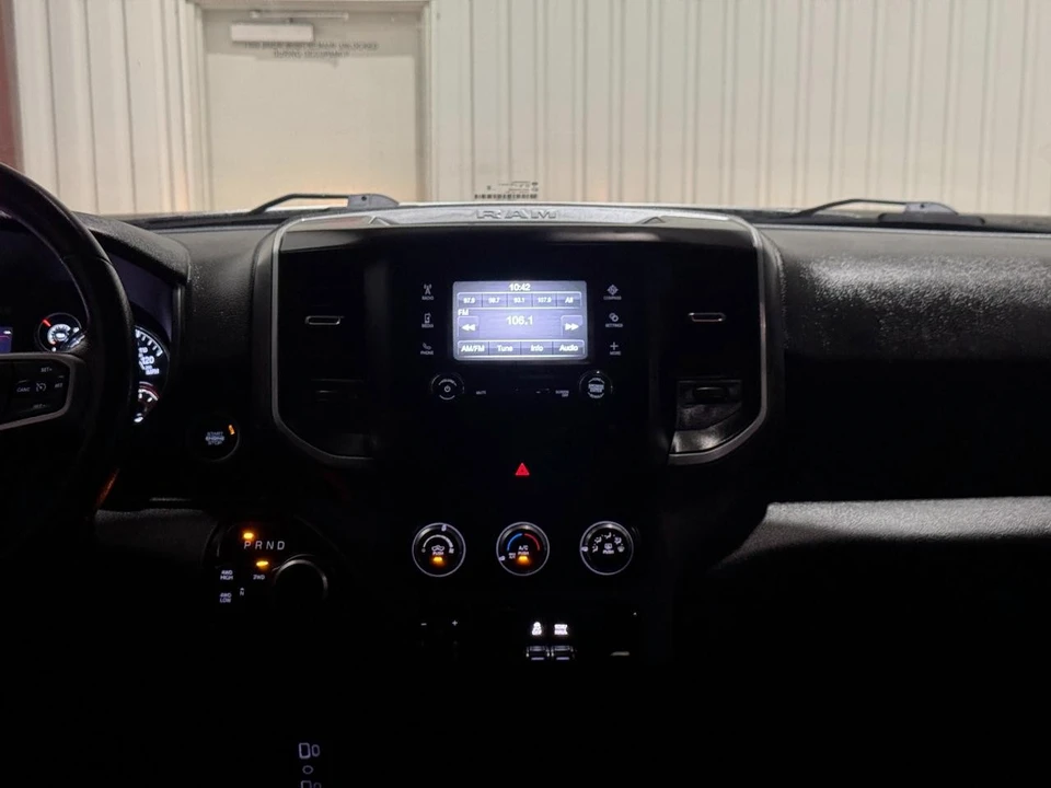 2023 Ram 2500 - Image 22 of 31