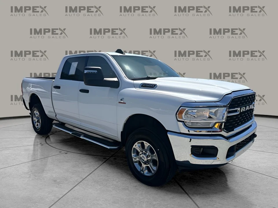 2023 Ram 2500 - Image 7 of 31