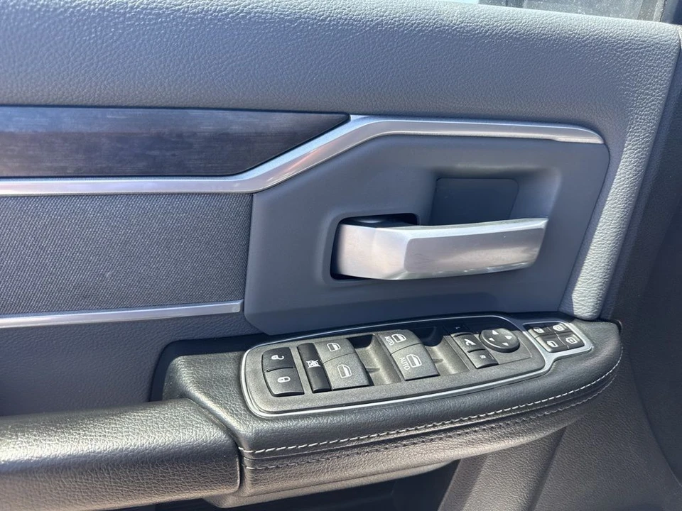 2023 Ram 2500 - Image 24 of 31