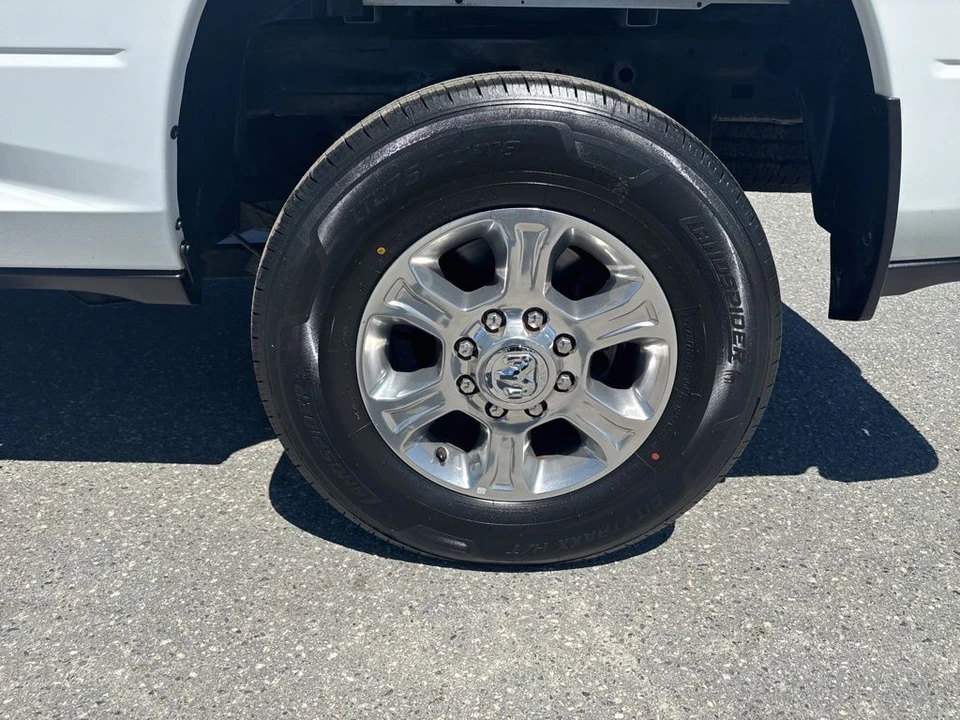 2023 Ram 2500 - Image 28 of 31