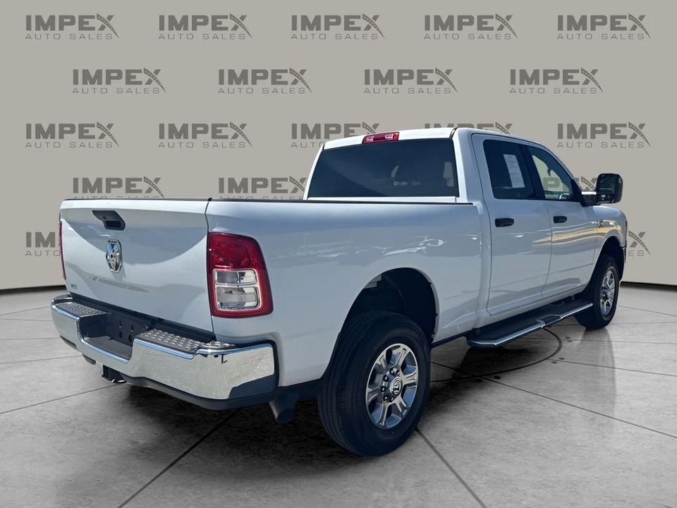 2023 Ram 2500 - Image 5 of 31