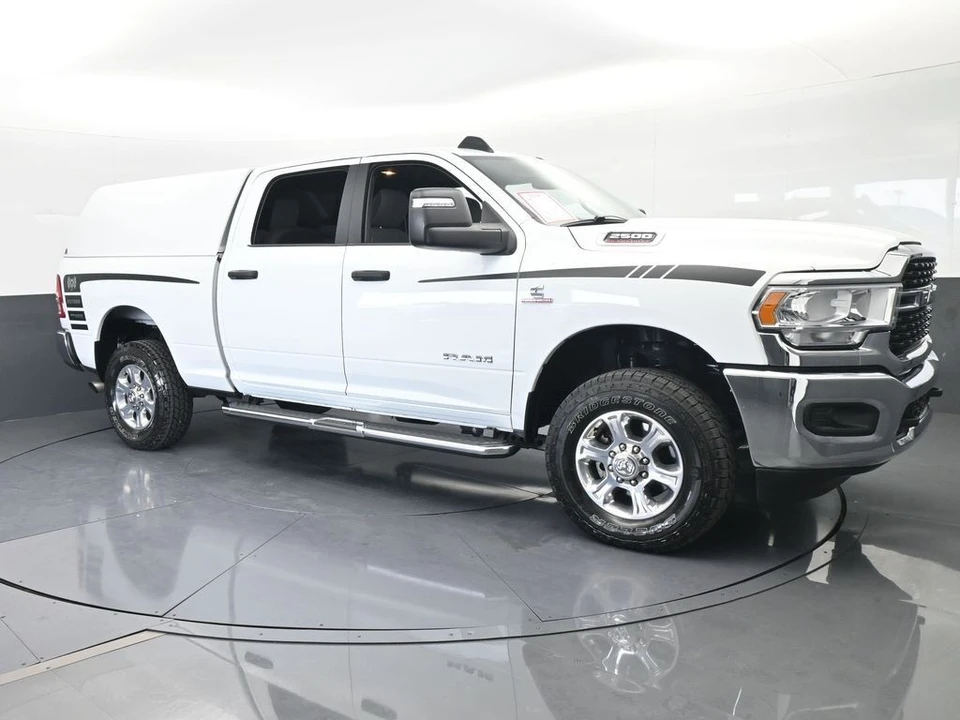 2023 Ram 2500 - Image 8 of 12