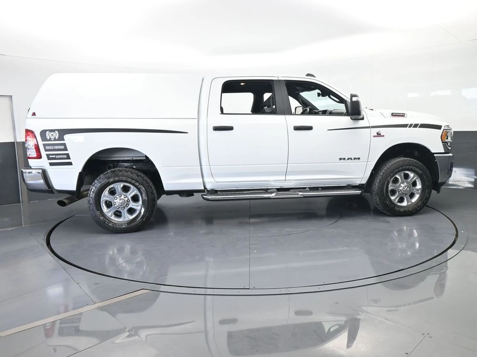 2023 Ram 2500 - Image 7 of 12