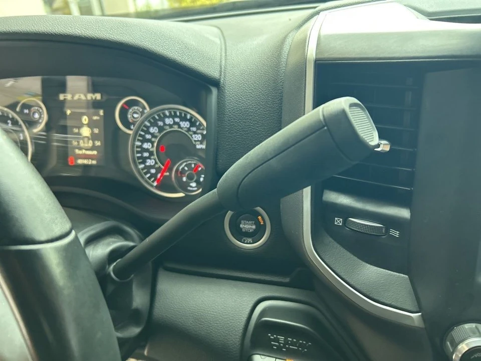 2023 Ram 2500 - Image 8 of 12