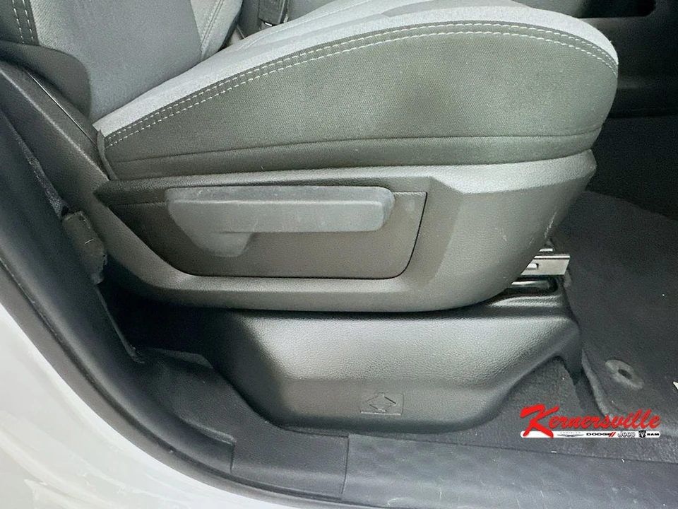 2023 Ram 2500 - Image 23 of 24