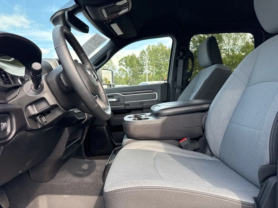 2023 Ram 2500 - Image 8 of 12