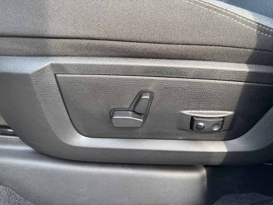 2023 Ram 2500 - Image 9 of 12