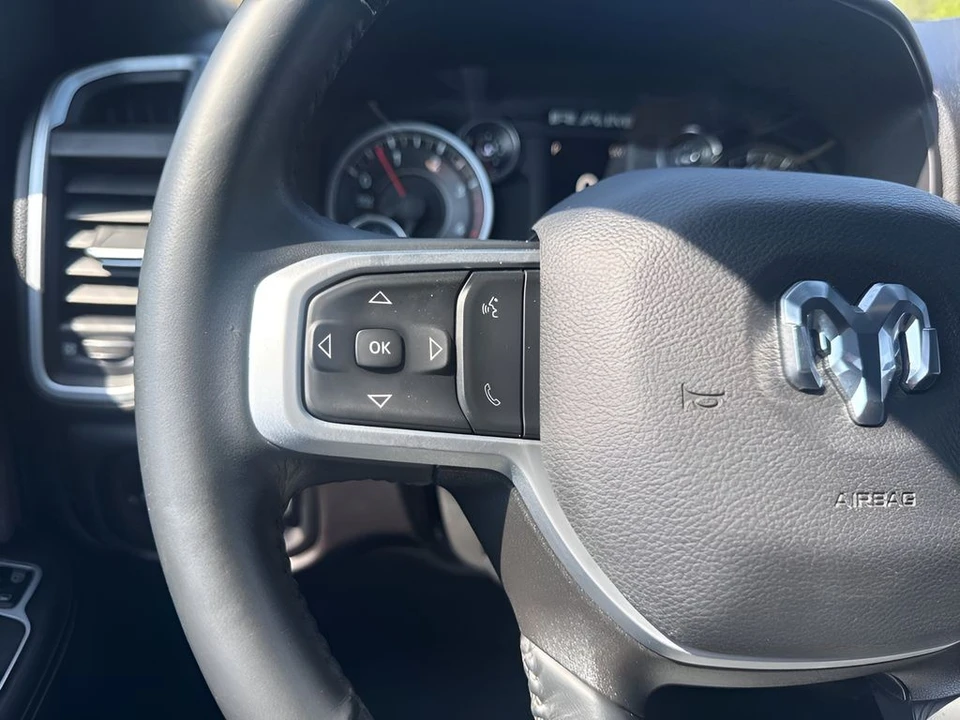 2023 Ram 2500 - Image 13 of 31