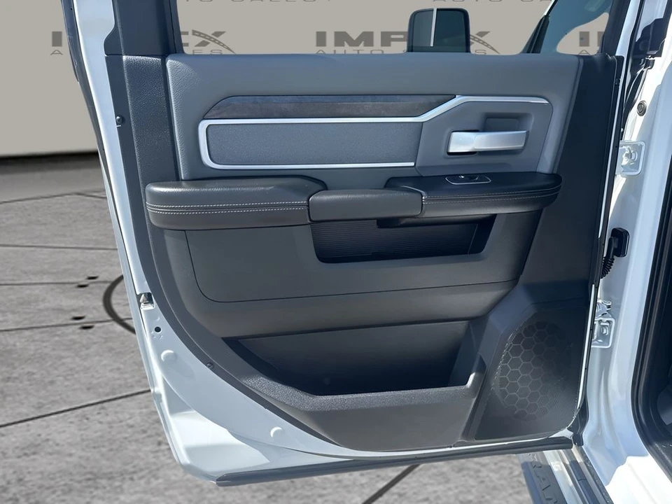 2023 Ram 2500 - Image 25 of 31