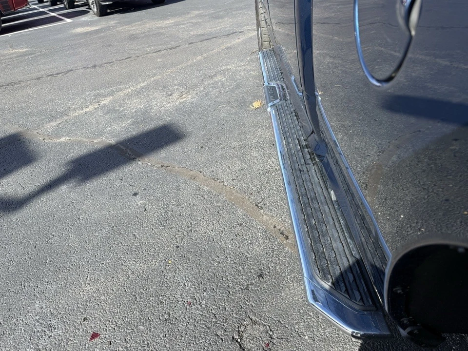 2023 Ram 2500 - Image 8 of 12