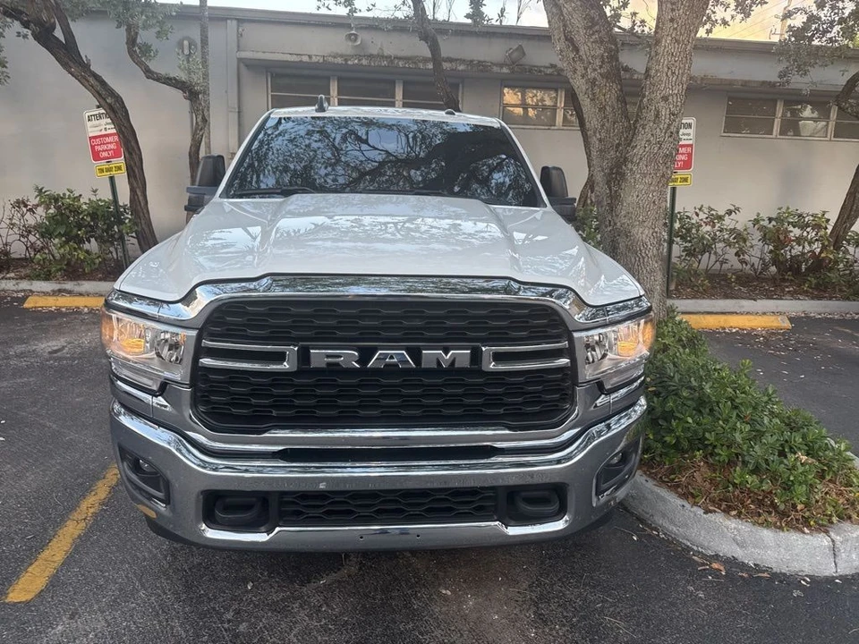 2023 Ram 2500 - Image 2 of 9