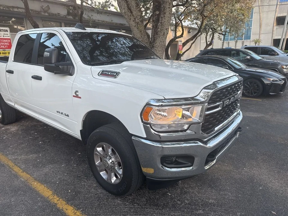 2023 Ram 2500 - Image 3 of 9