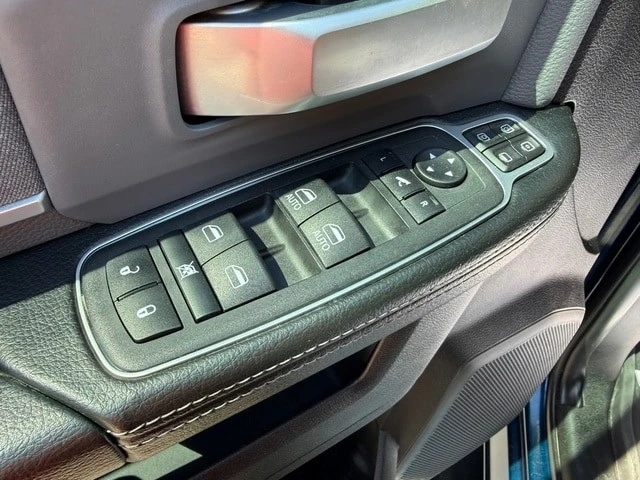 2023 Ram 2500 - Image 13 of 21
