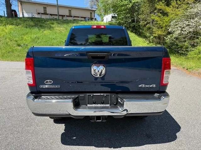 2023 Ram 2500 - Image 7 of 21