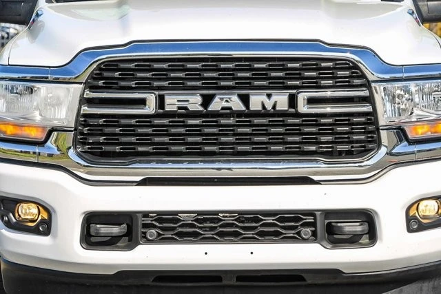 2023 Ram 2500 - Image 7 of 31