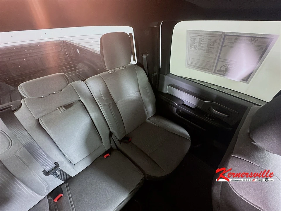 2023 Ram 2500 - Image 14 of 21