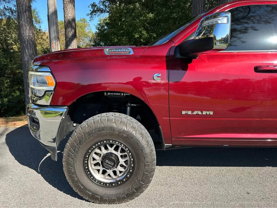 2023 Ram 2500 - Image 4 of 20