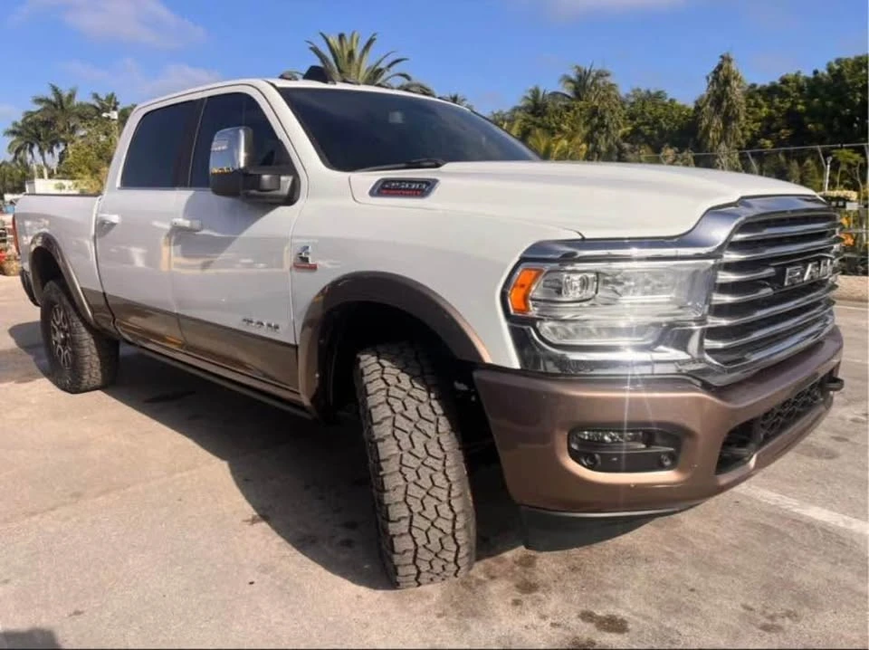 2023 Ram 2500 - Image 2 of 8