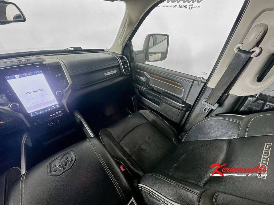 2023 Ram 2500 - Image 11 of 24
