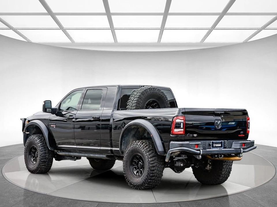 2023 Ram 2500 - Image 2 of 21