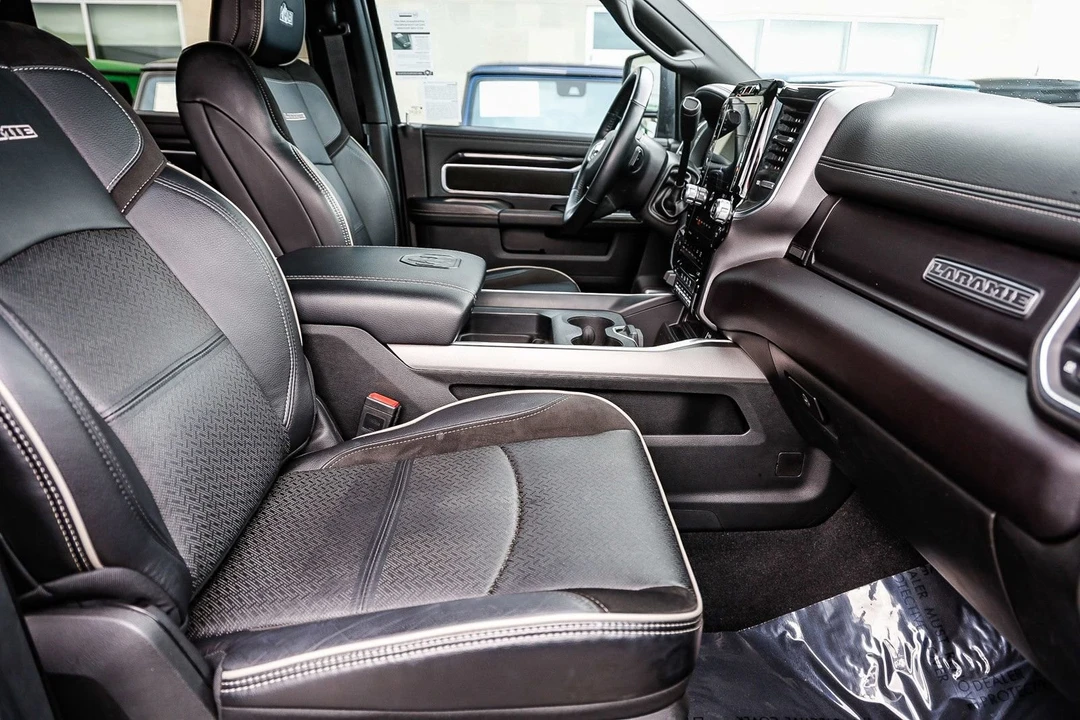 2023 Ram 2500 - Image 17 of 21