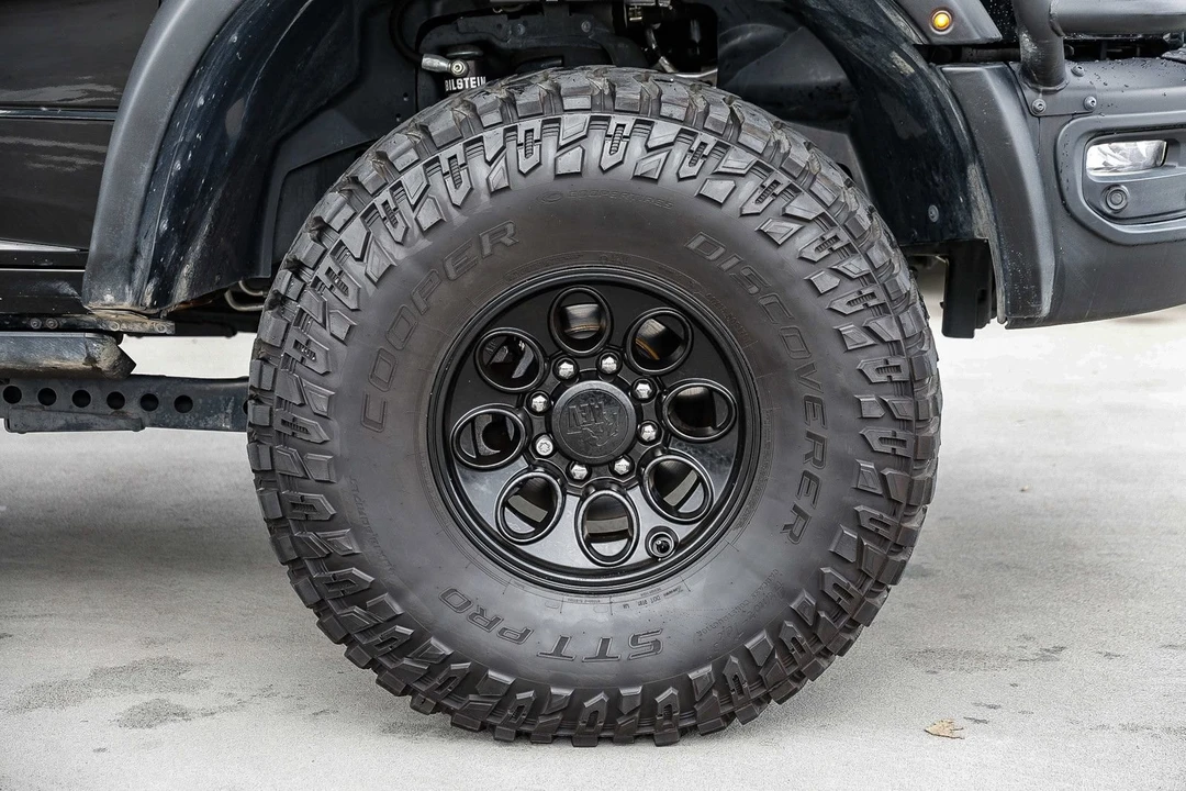 2023 Ram 2500 - Image 9 of 21