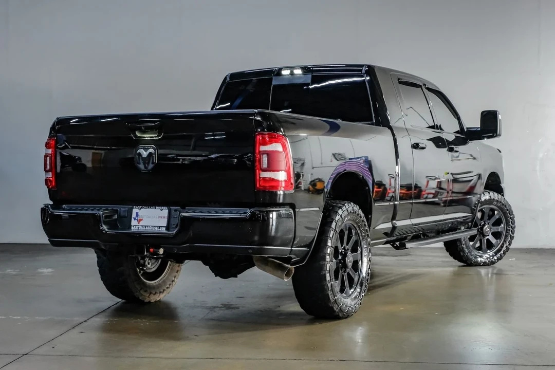 2023 Ram 2500 - Image 11 of 12