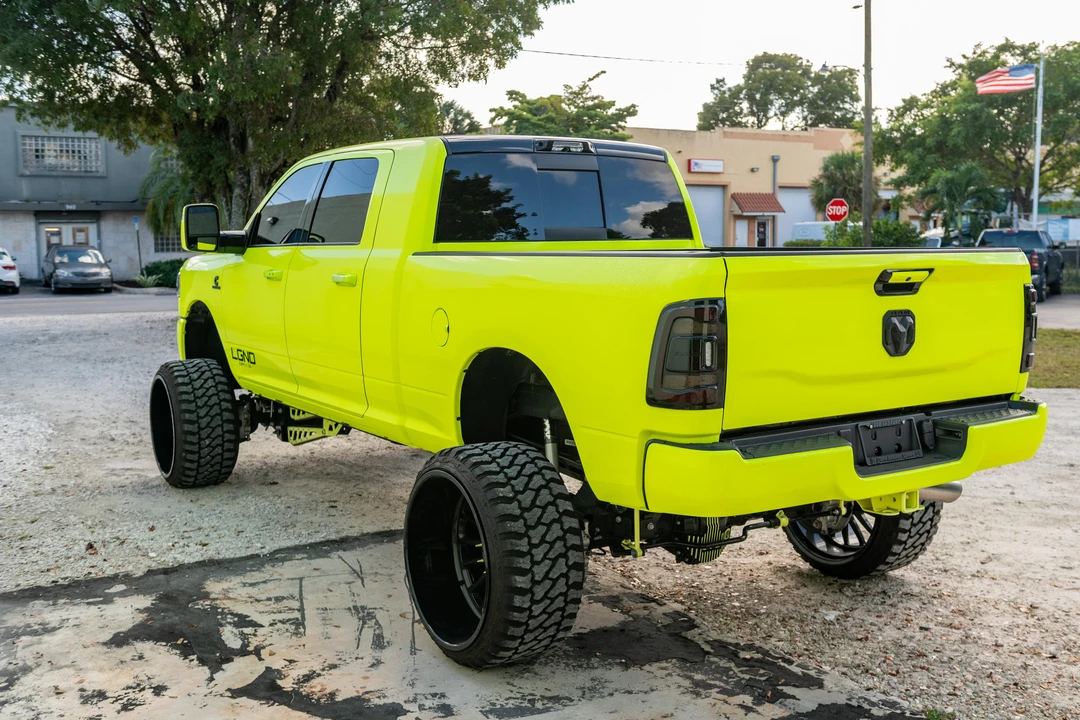 2023 Ram 2500 - Image 8 of 31