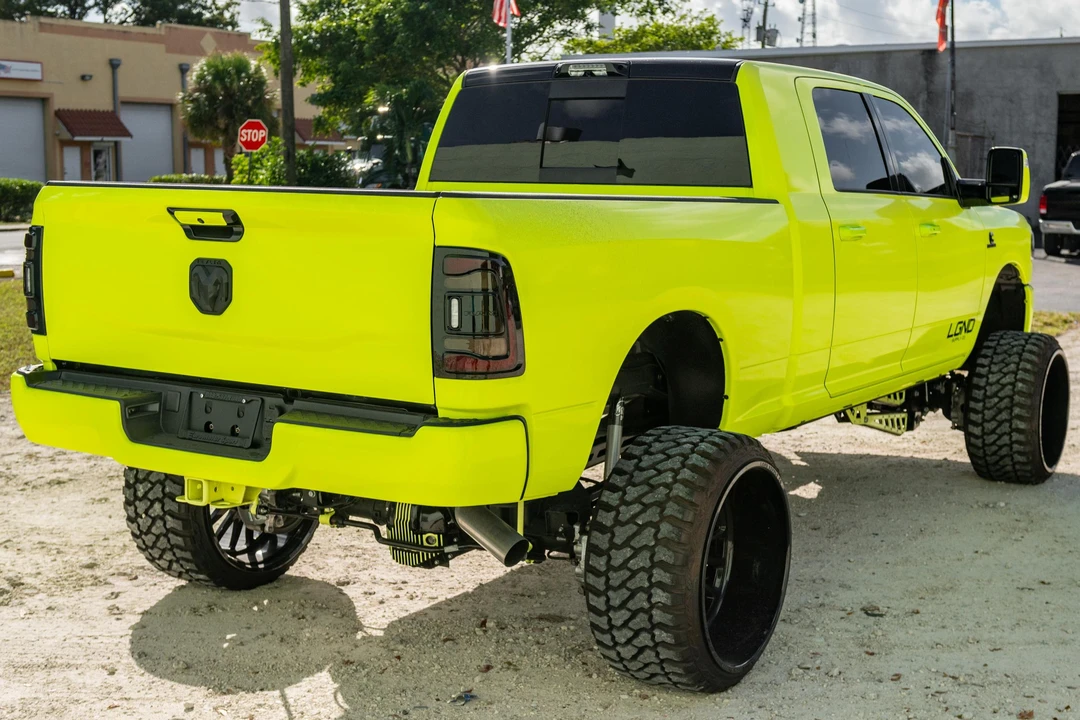 2023 Ram 2500 - Image 4 of 31
