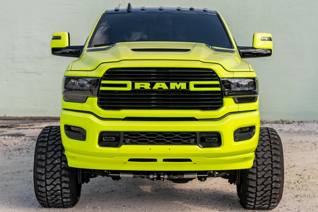 2023 Ram 2500 - Image 2 of 31